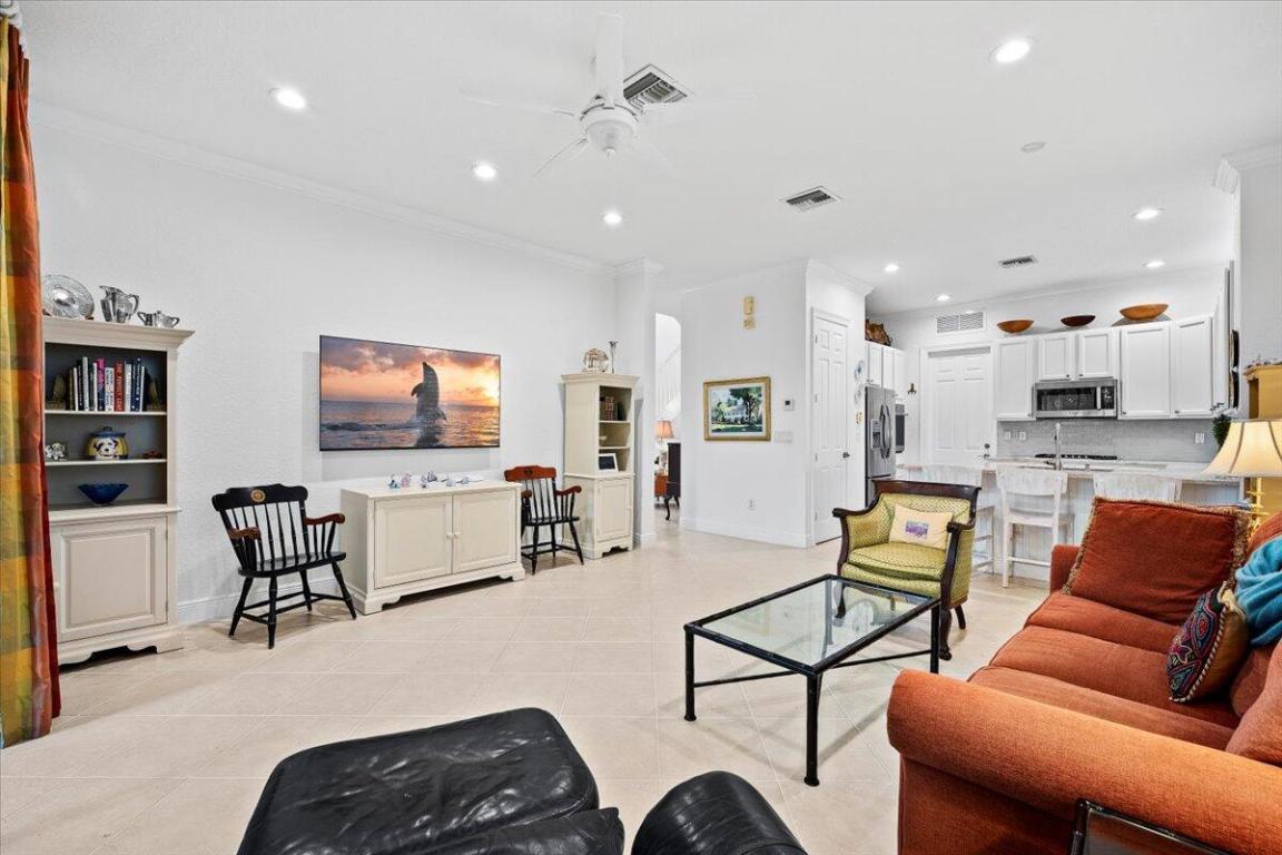 1437 Barlow, Palm Beach Gardens FL 33410