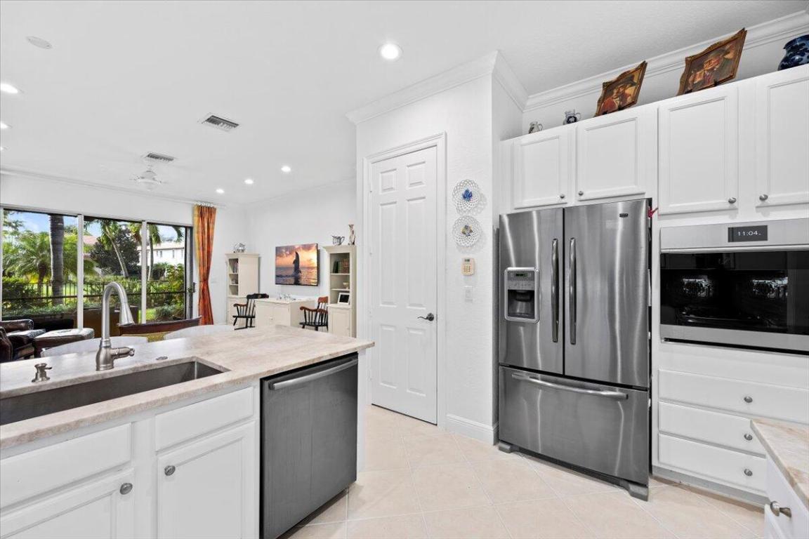 1437 Barlow, Palm Beach Gardens FL 33410