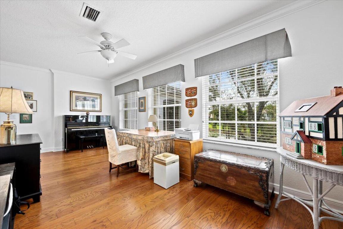 1437 Barlow, Palm Beach Gardens FL 33410