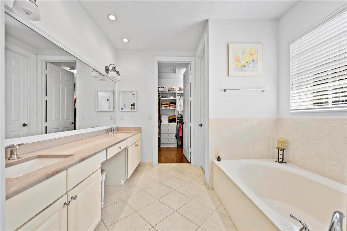 1437 Barlow, Palm Beach Gardens FL 33410