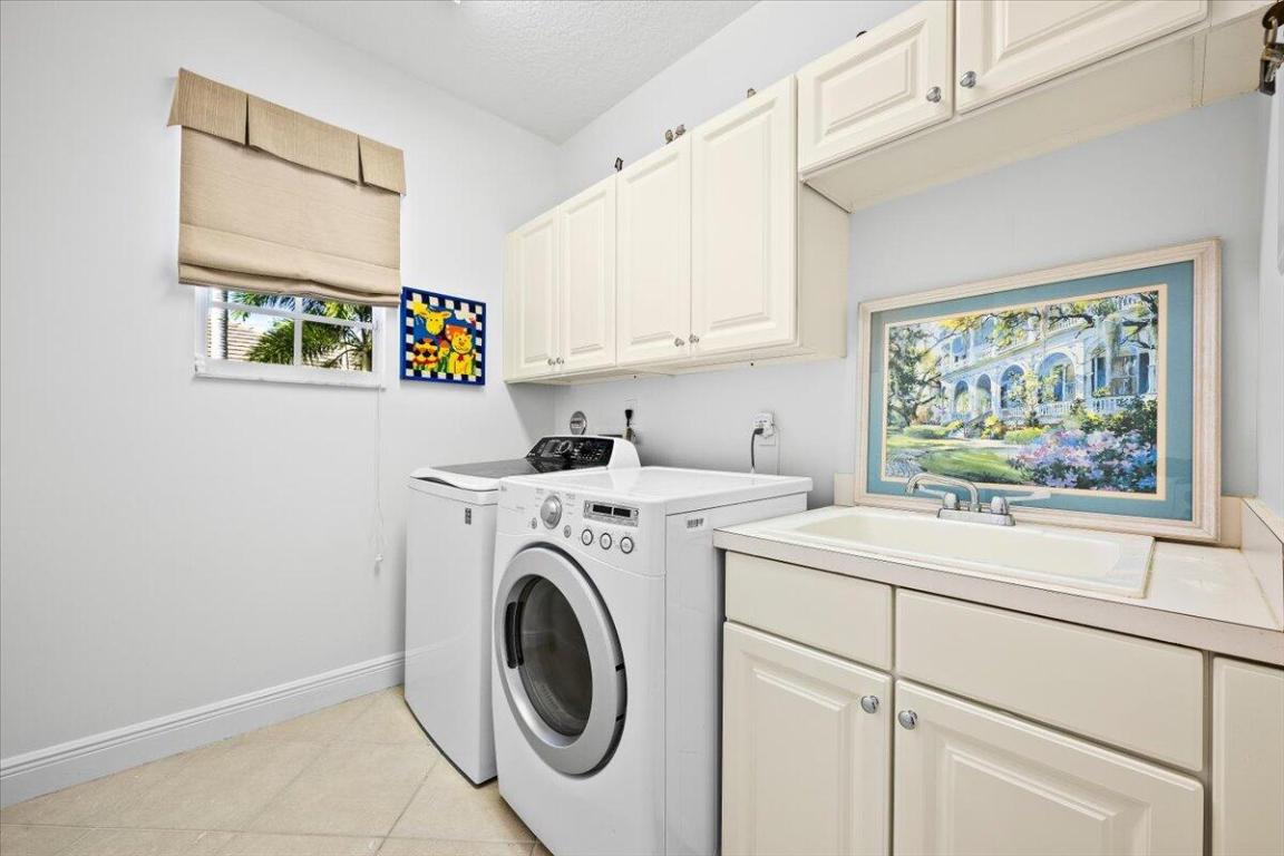 1437 Barlow, Palm Beach Gardens FL 33410
