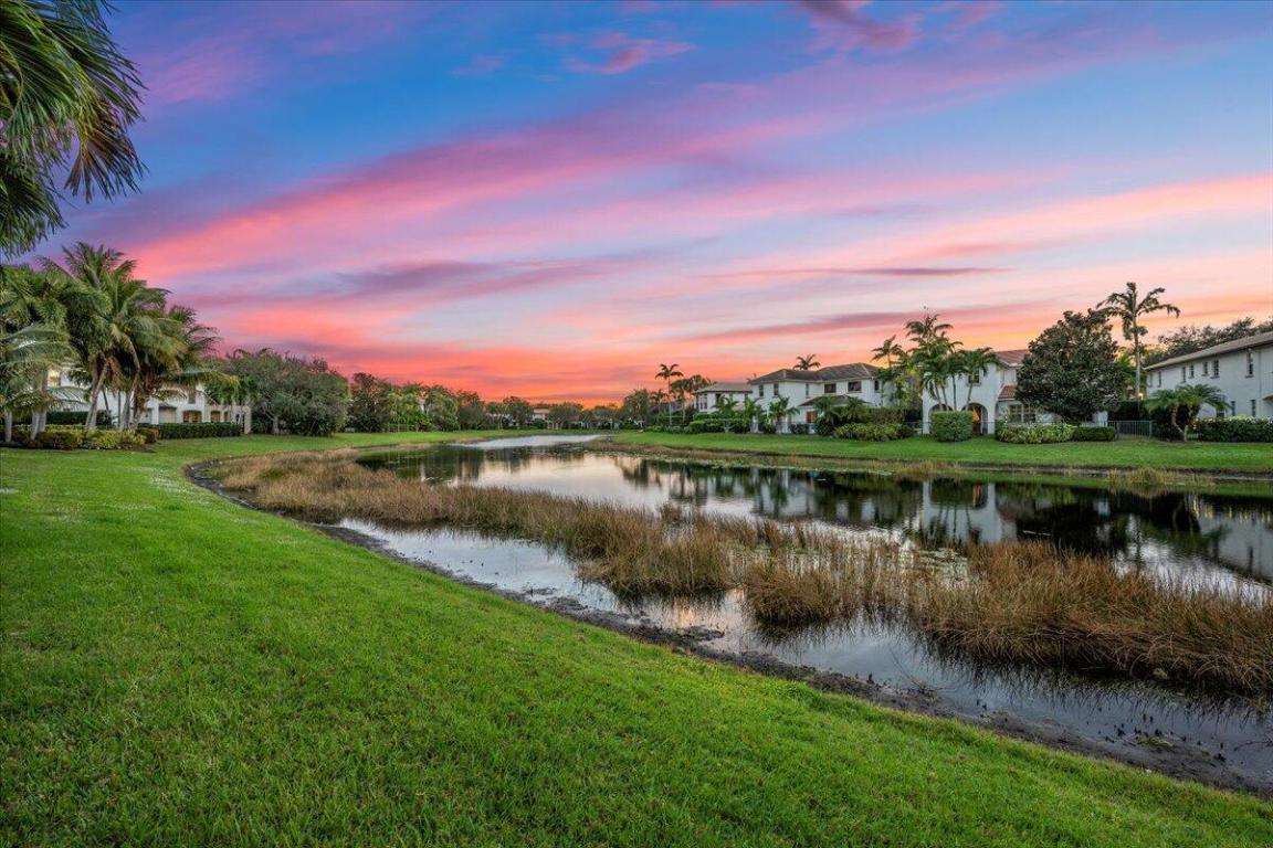 1437 Barlow, Palm Beach Gardens FL 33410