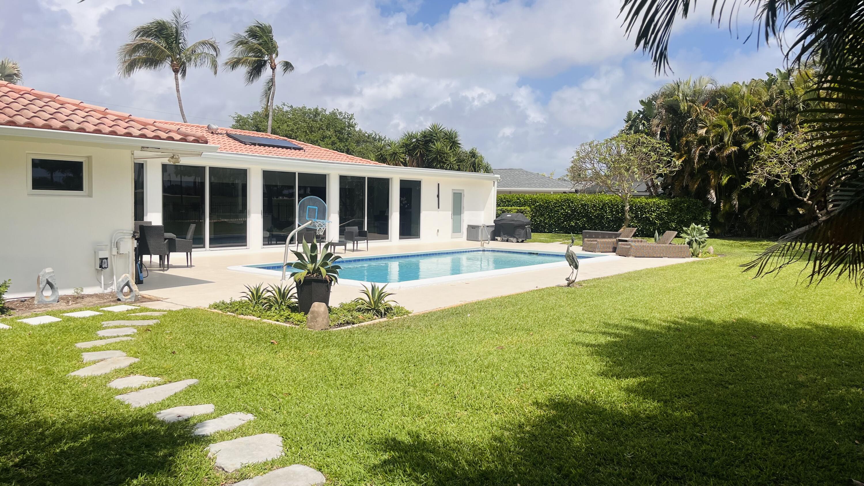 509 Greenway, North Palm Beach FL 33408