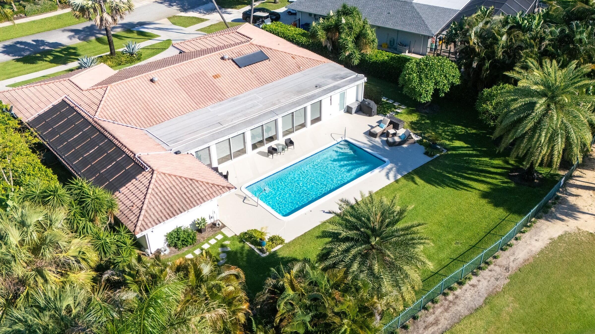 509 Greenway, North Palm Beach FL 33408