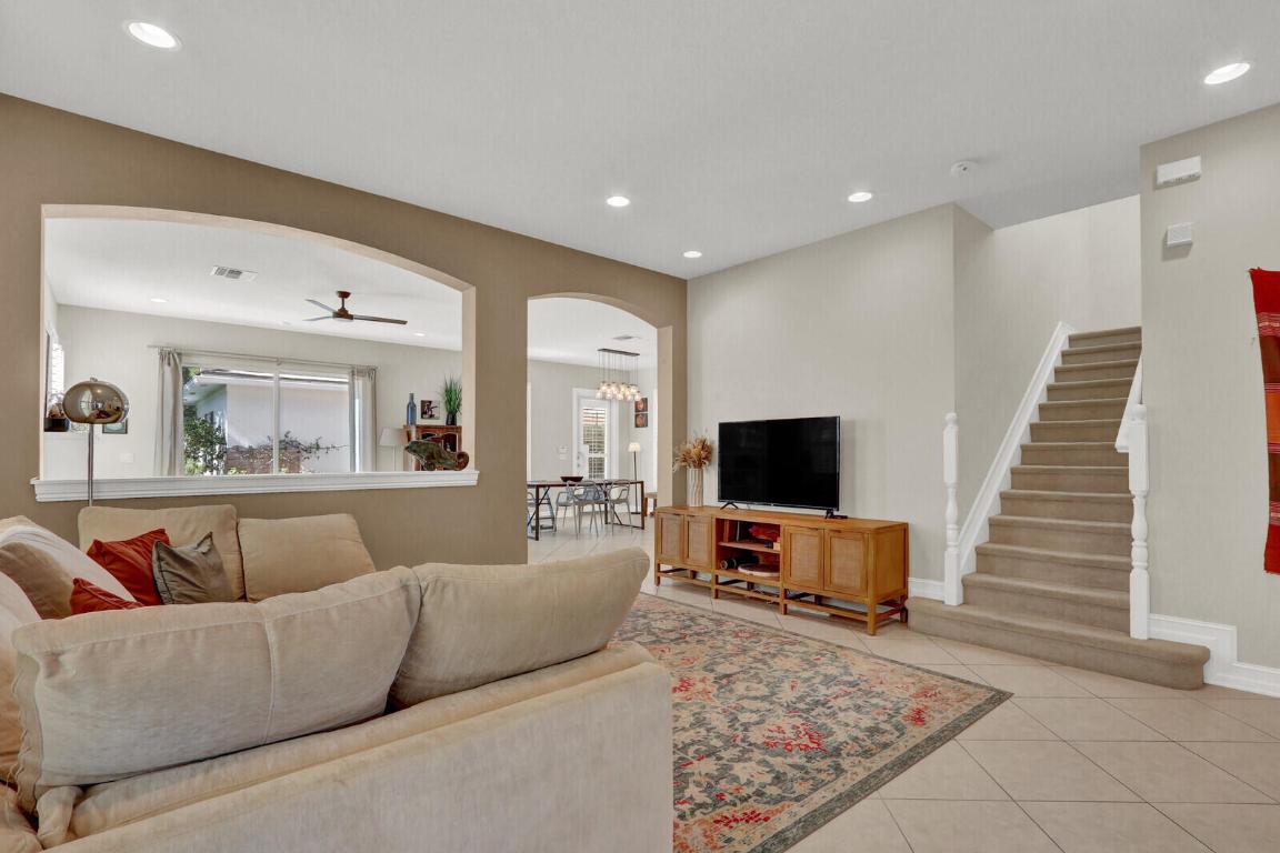 164 W Bay Cedar, Jupiter FL 33458
