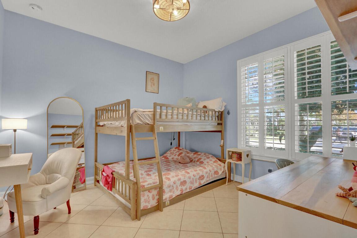 164 W Bay Cedar, Jupiter FL 33458