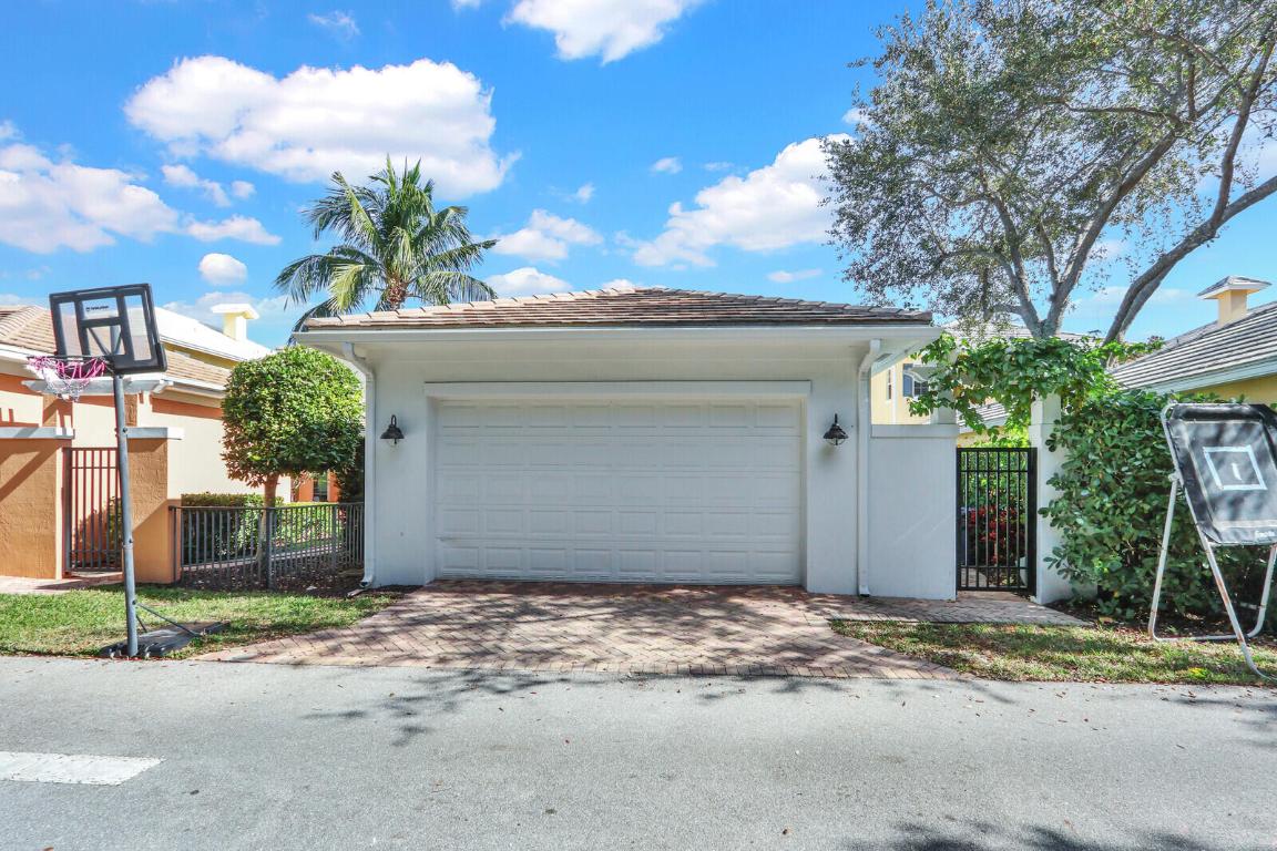 164 W Bay Cedar, Jupiter FL 33458