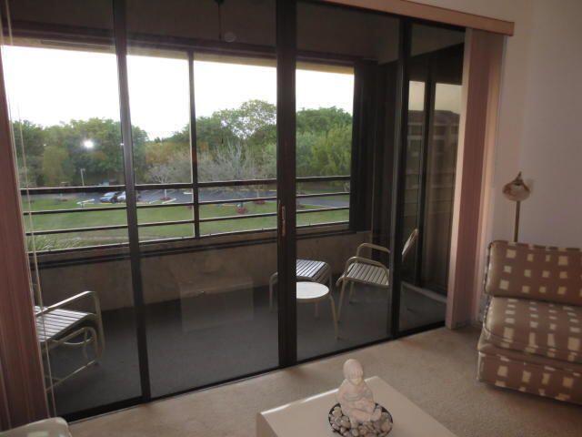 7535 La Paz #307, Boca Raton FL 33433