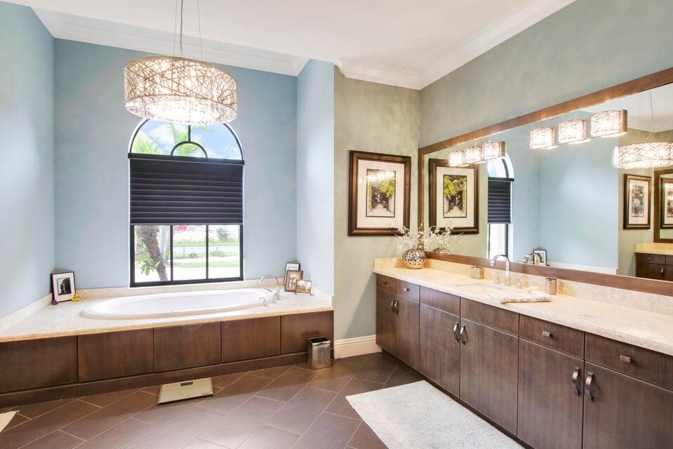 18337 SE Old Trail, Jupiter FL 33478
