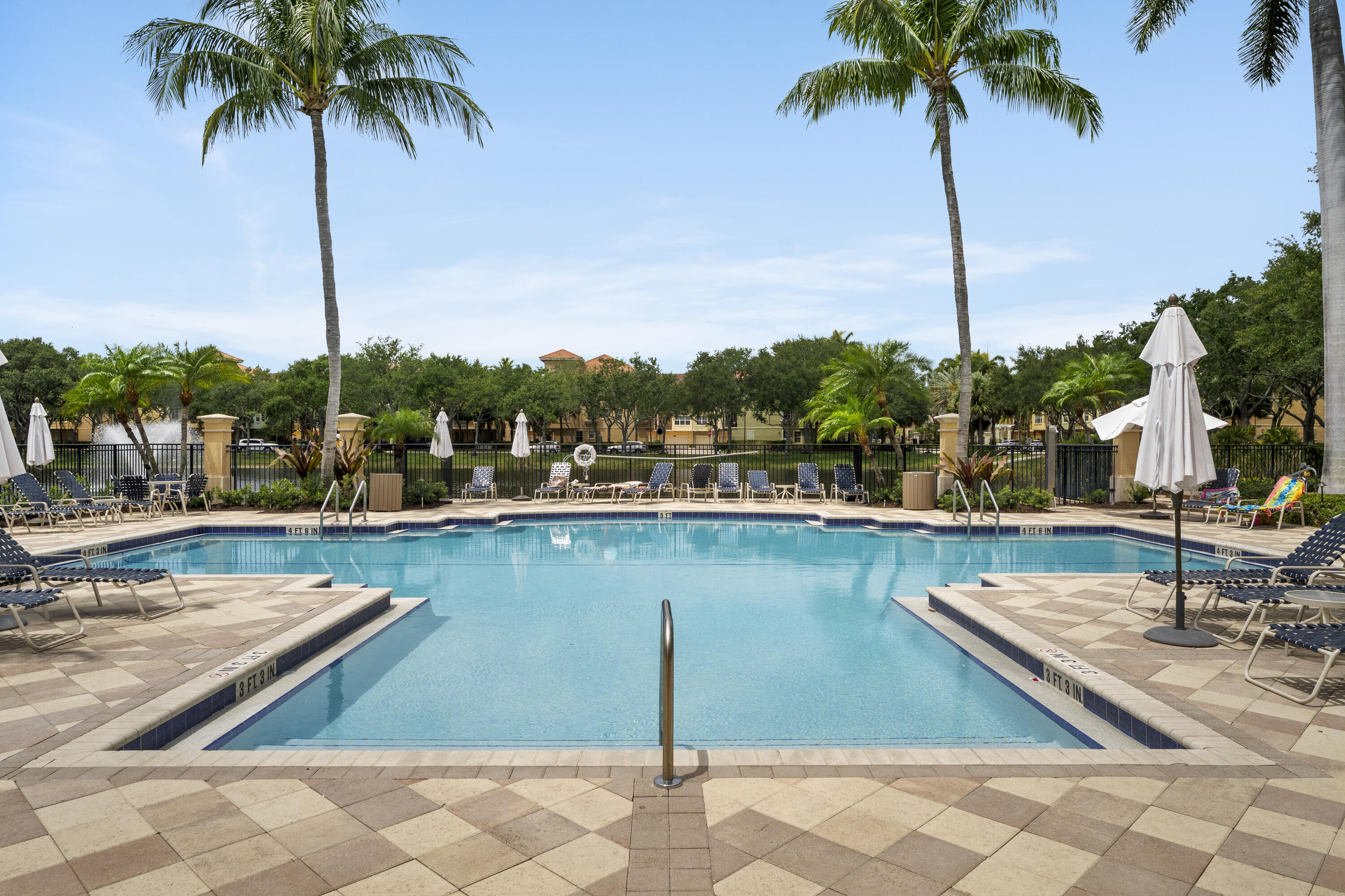 2305 Amalfi, Palm Beach Gardens FL 33410