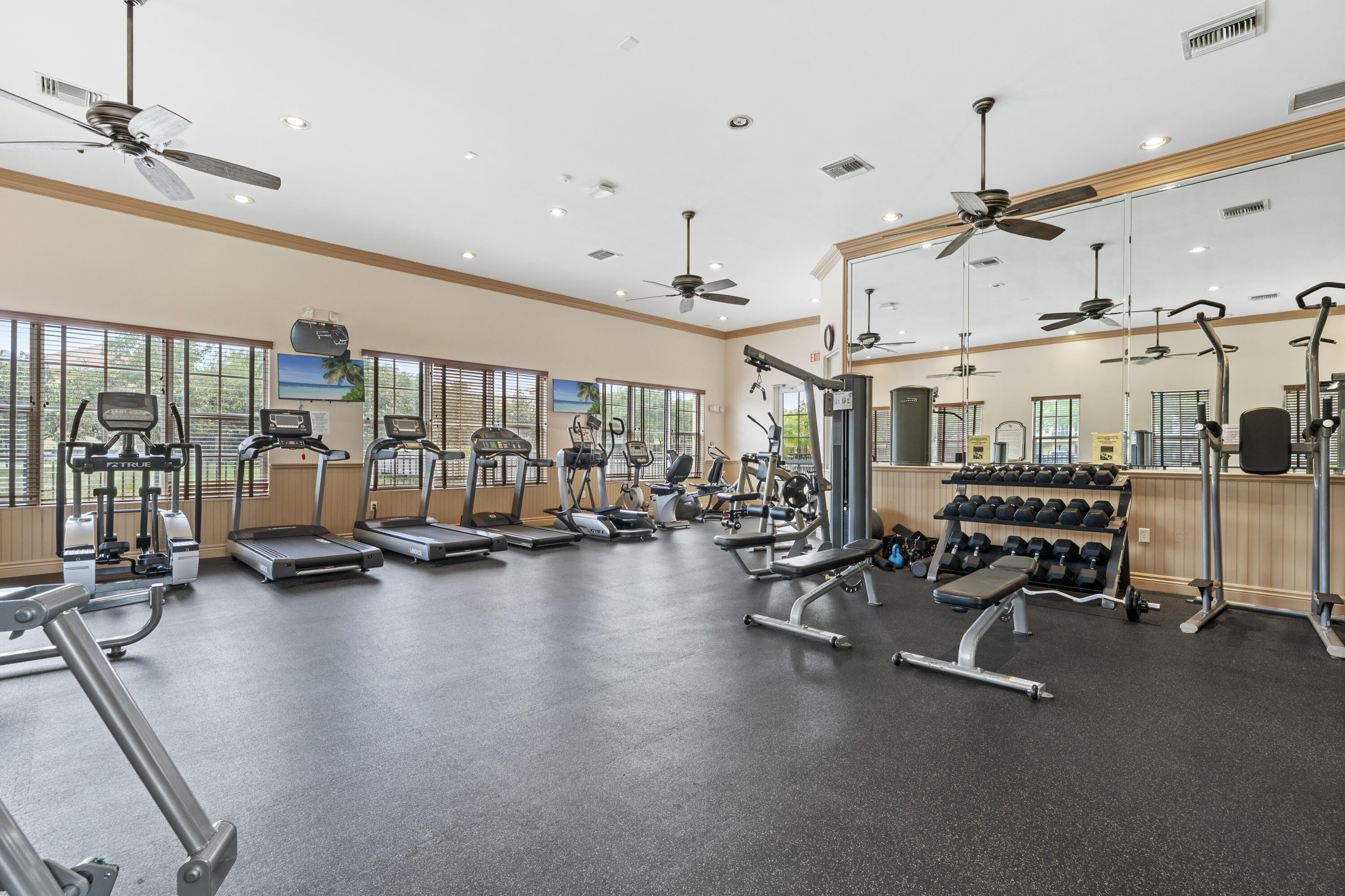 2305 Amalfi, Palm Beach Gardens FL 33410