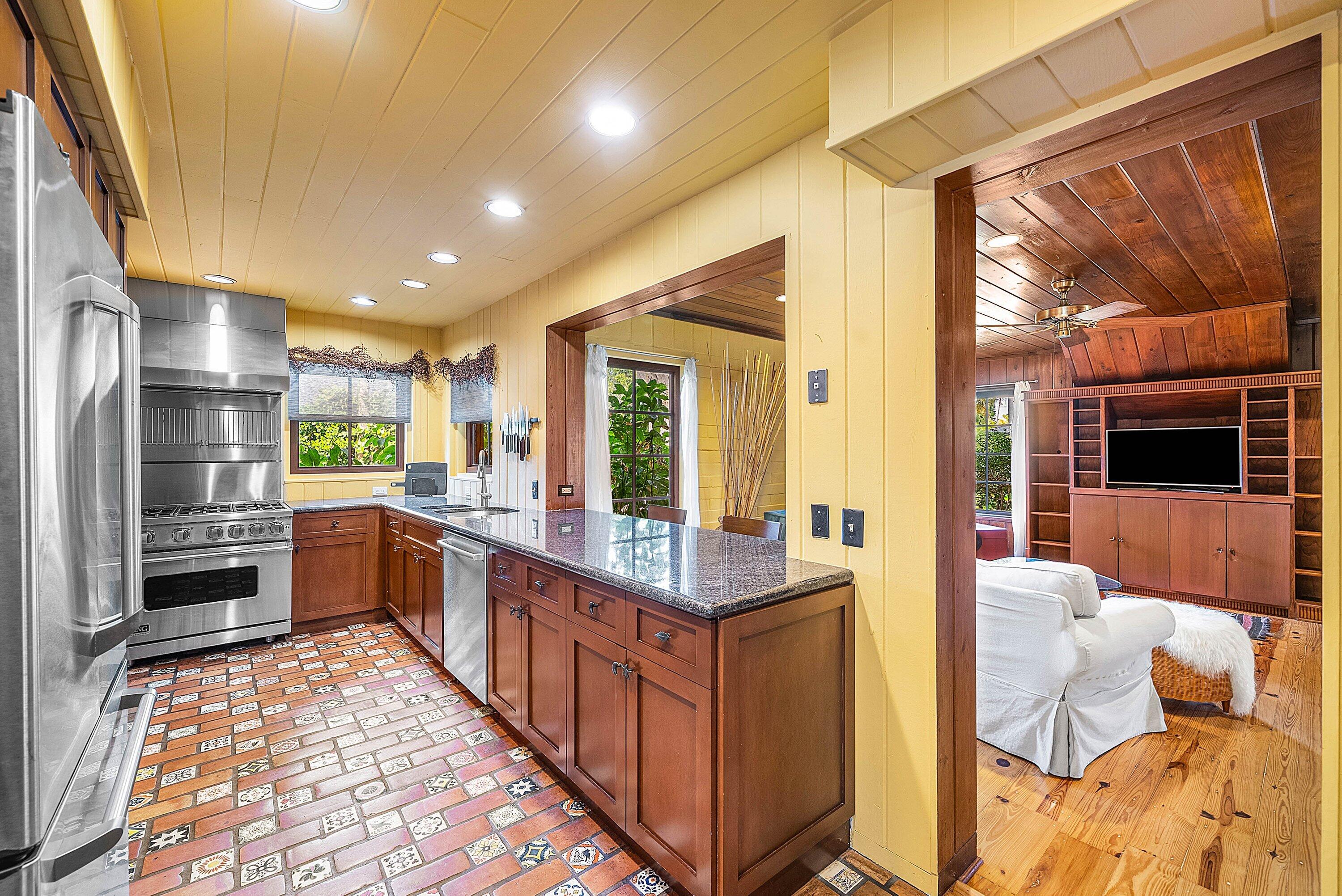 334 Palm, Delray Beach FL 33483