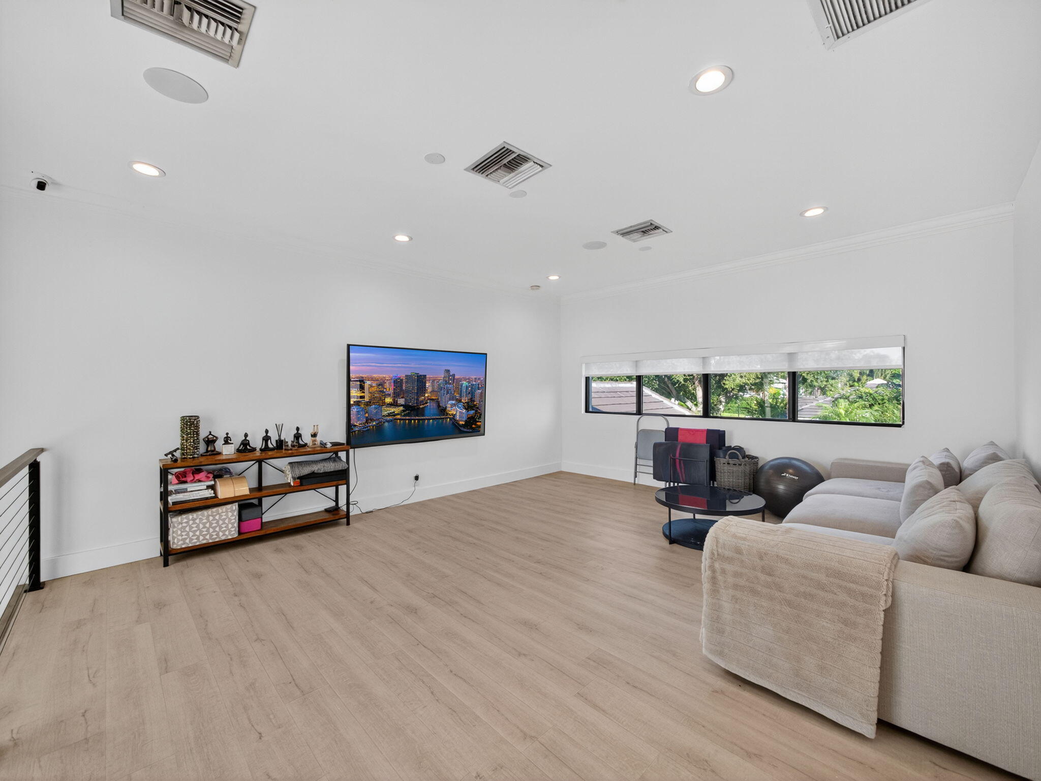 125 Pembroke, Palm Beach Gardens FL 33418