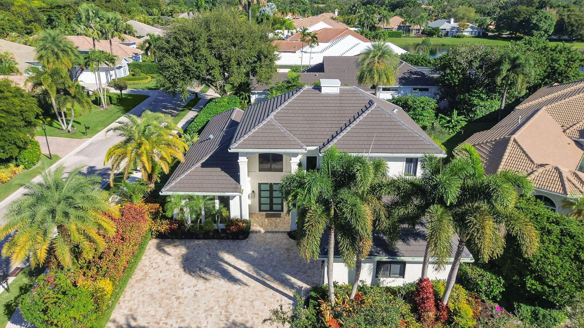 125 Pembroke, Palm Beach Gardens FL 33418