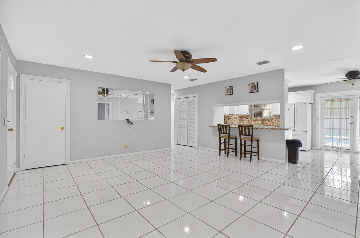 514 Riverside, Palm Beach Gardens FL 33410