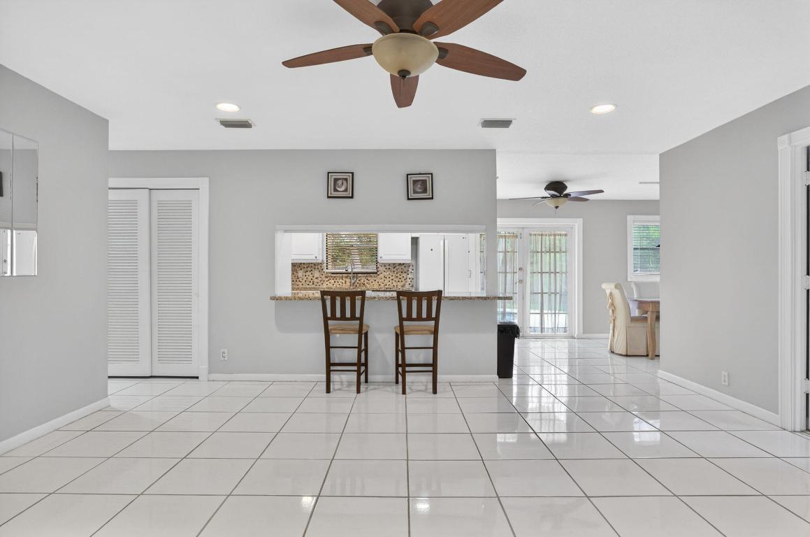 514 Riverside, Palm Beach Gardens FL 33410