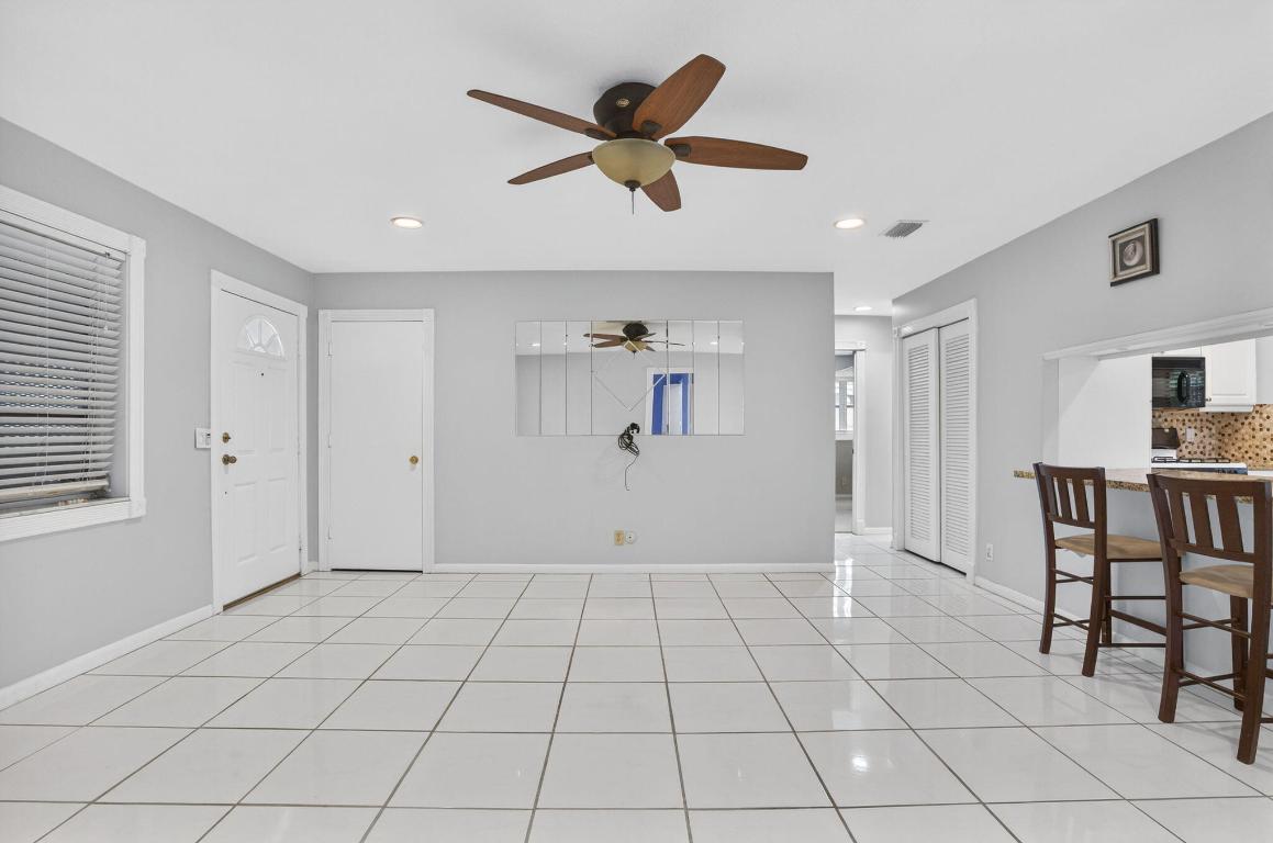 514 Riverside, Palm Beach Gardens FL 33410
