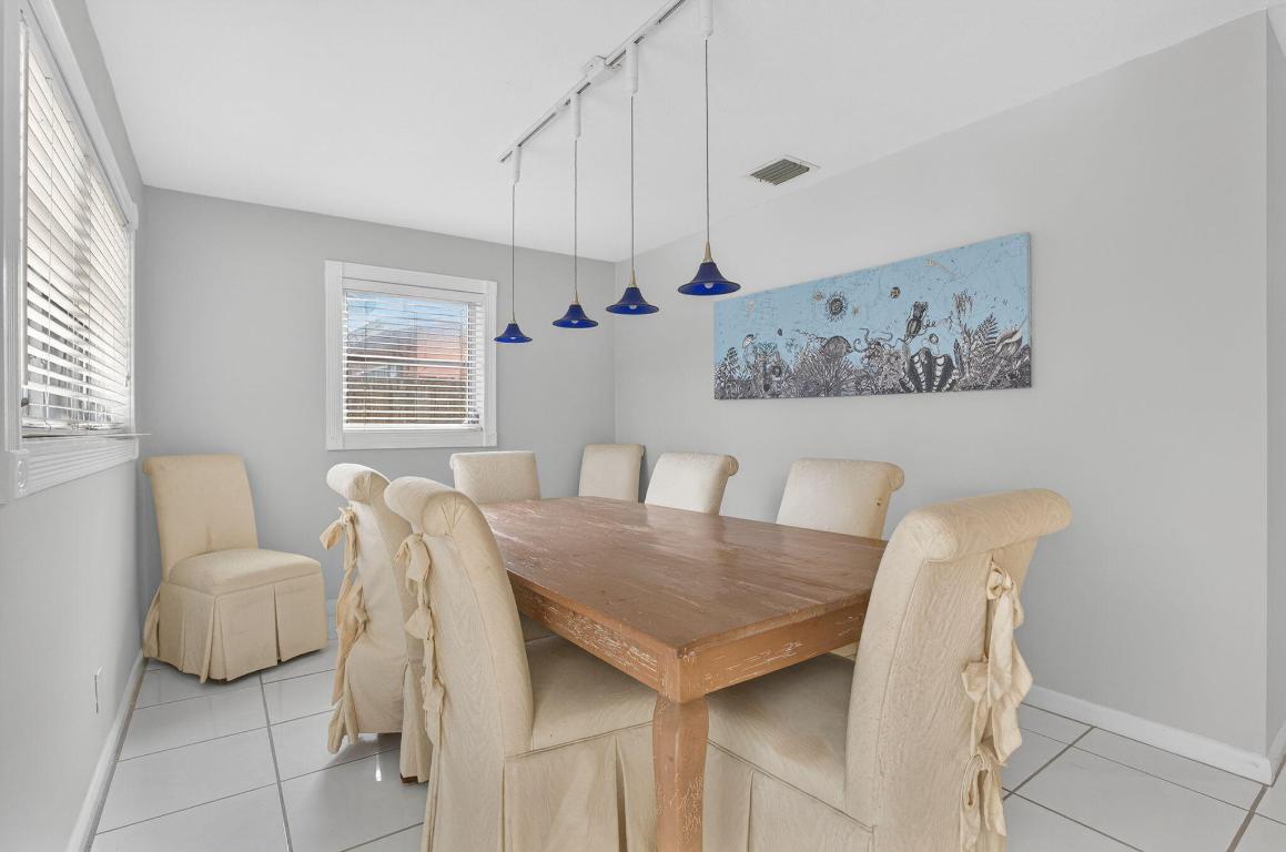 514 Riverside, Palm Beach Gardens FL 33410