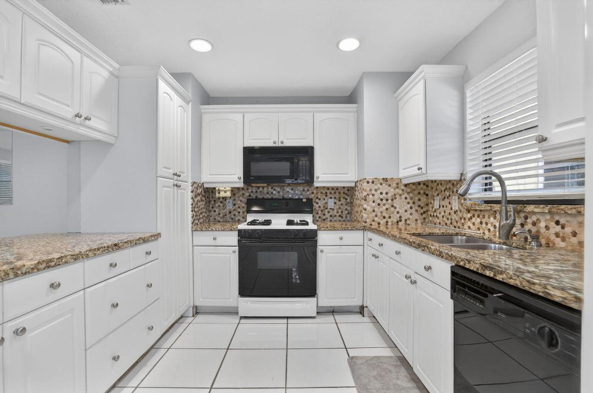 514 Riverside, Palm Beach Gardens FL 33410
