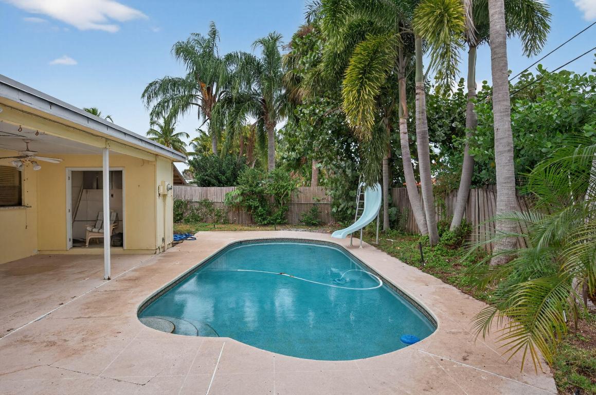 514 Riverside, Palm Beach Gardens FL 33410