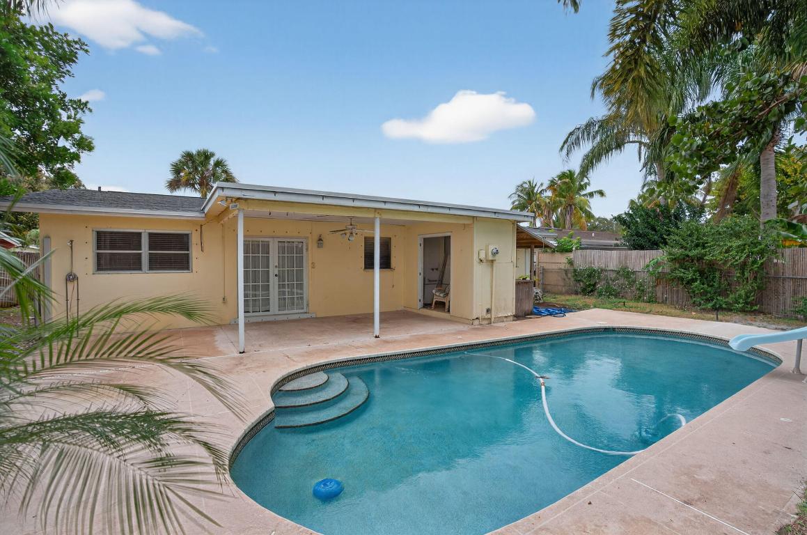 514 Riverside, Palm Beach Gardens FL 33410