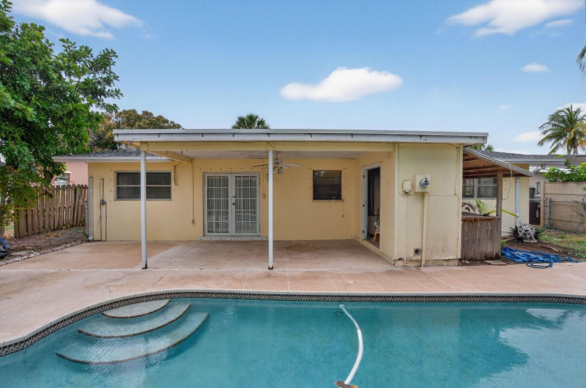 514 Riverside, Palm Beach Gardens FL 33410