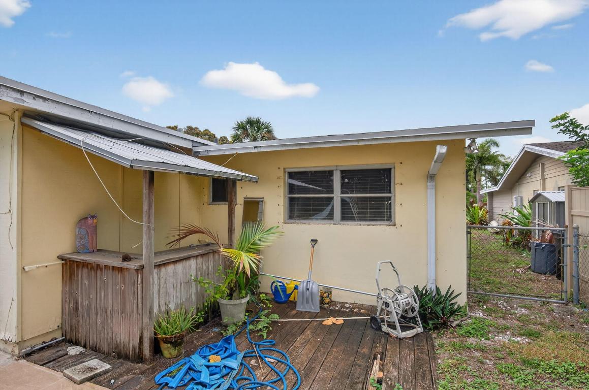 514 Riverside, Palm Beach Gardens FL 33410