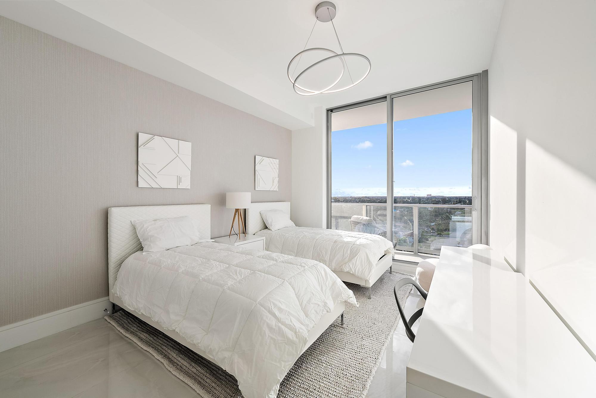 220 Lake Shore #1008, Lake Park FL 33403