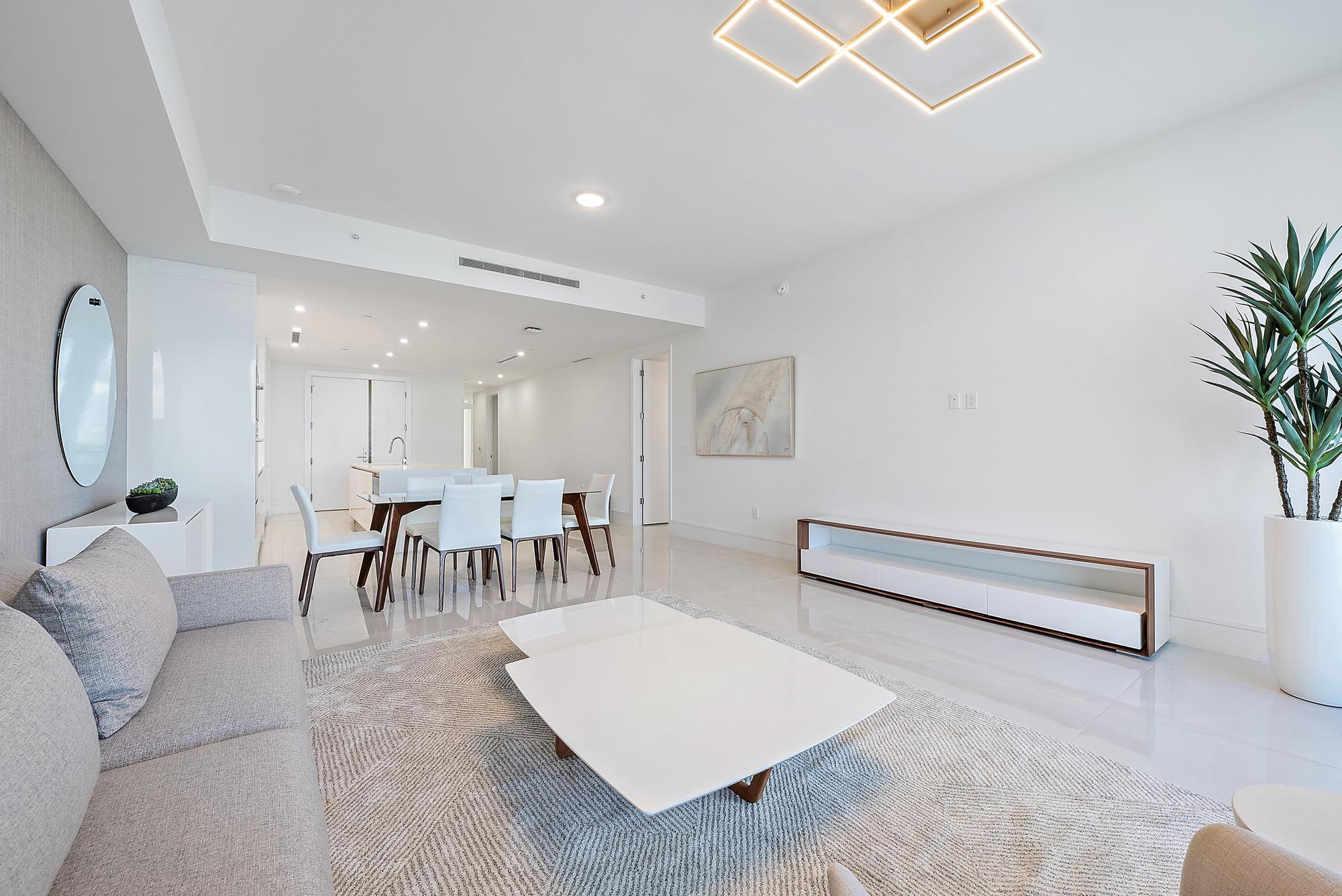 220 Lake Shore #1008, Lake Park FL 33403