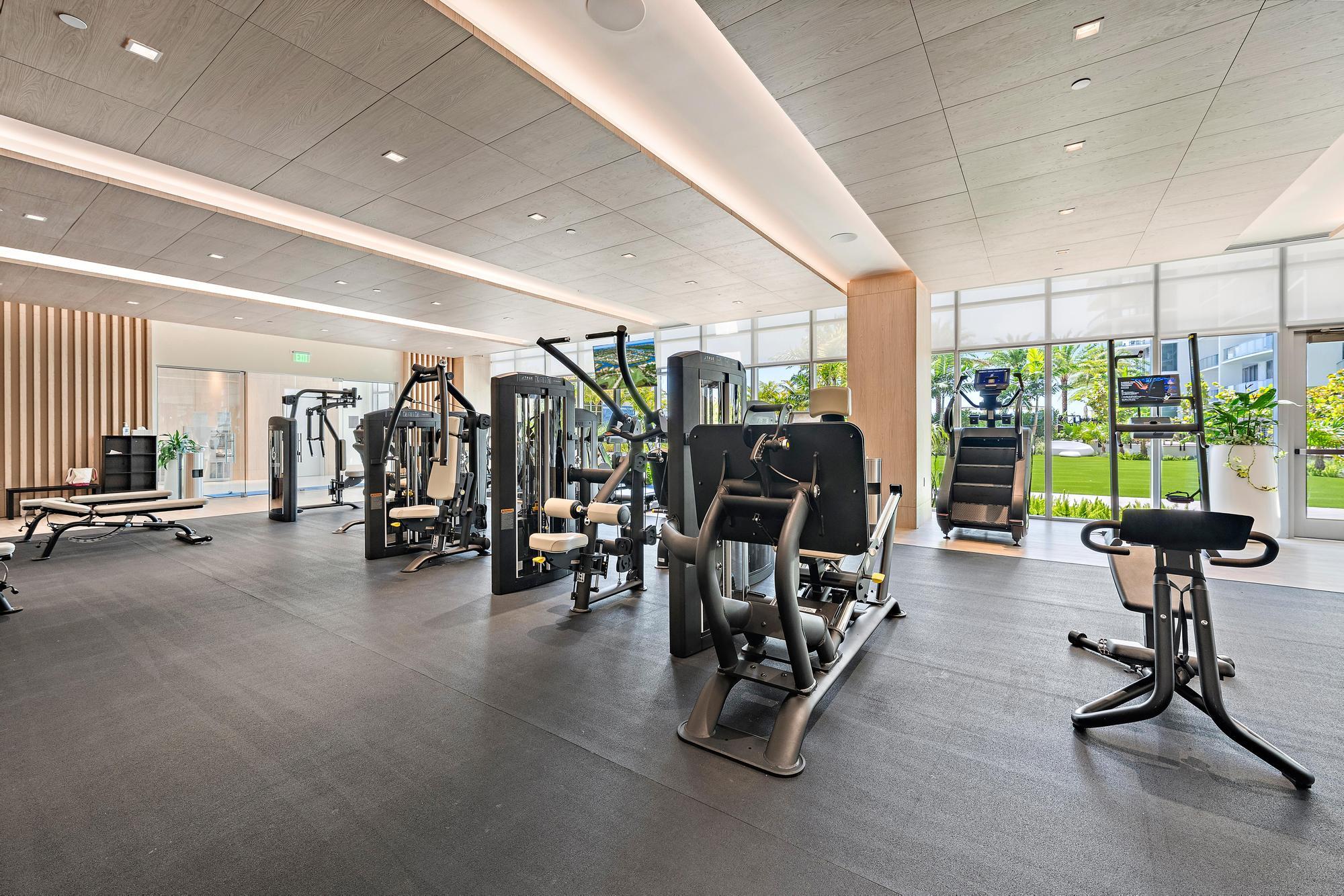 220 Lake Shore #1008, Lake Park FL 33403