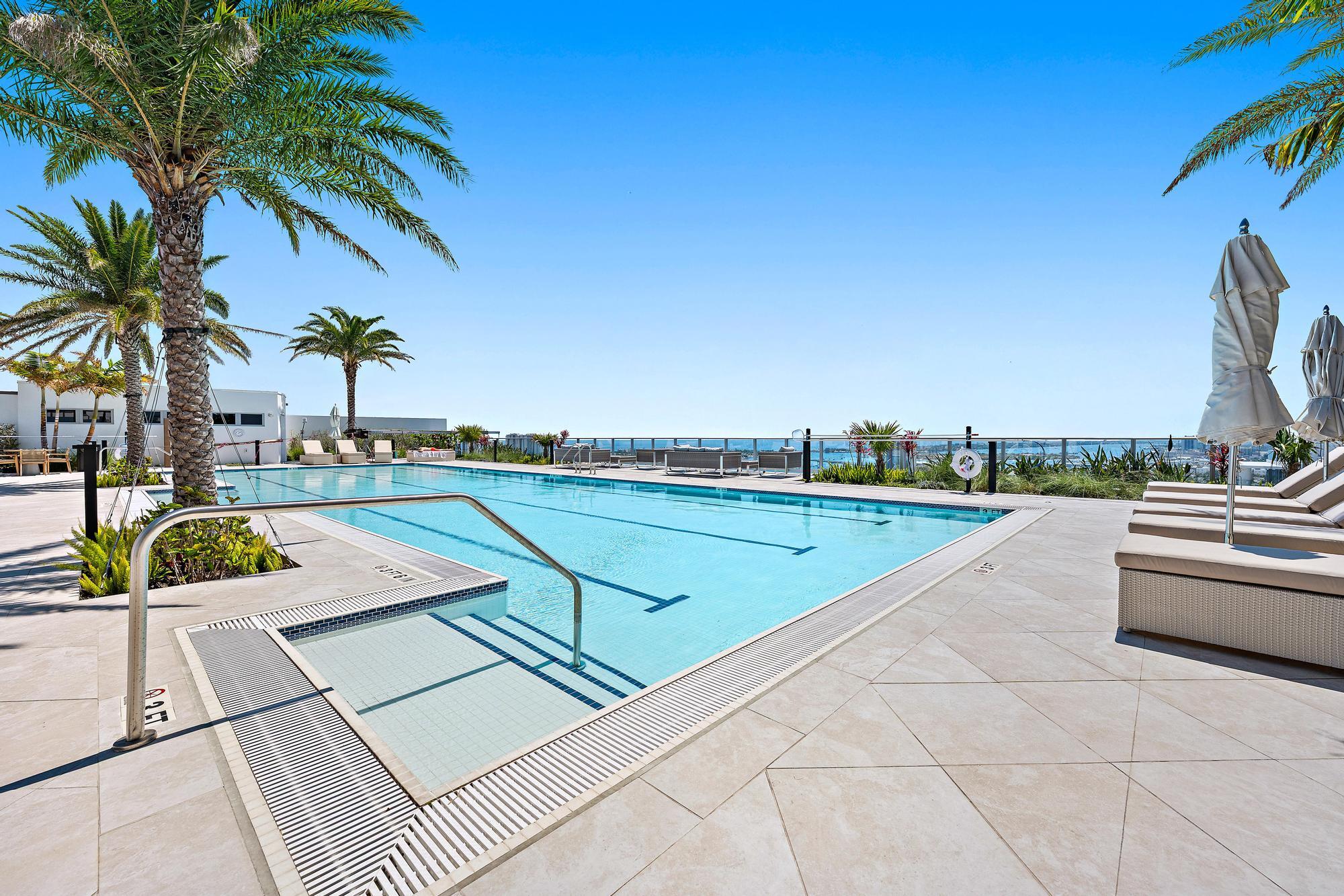 220 Lake Shore #1008, Lake Park FL 33403