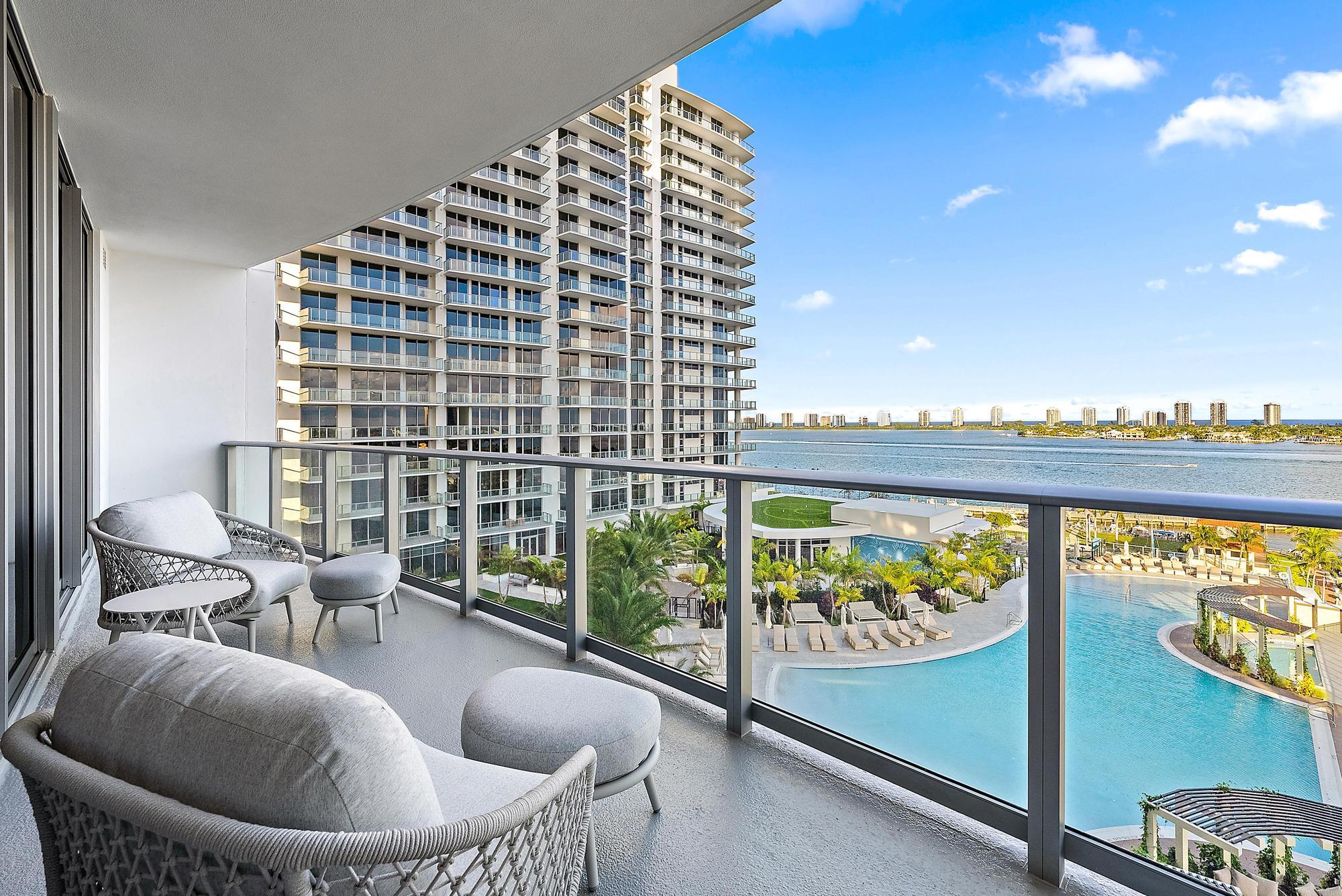 220 Lake Shore #1008, Lake Park FL 33403