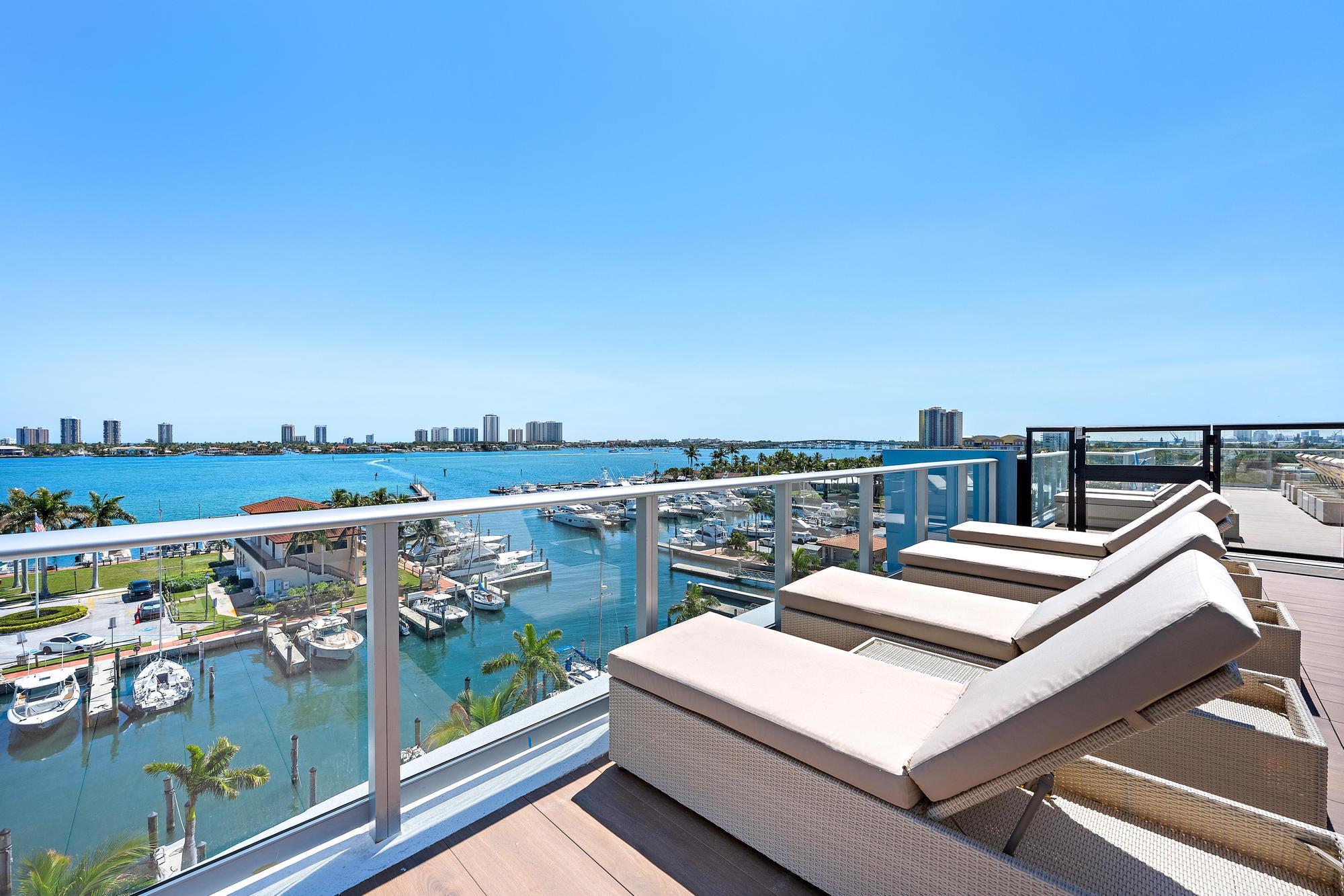 220 Lake Shore #1008, Lake Park FL 33403