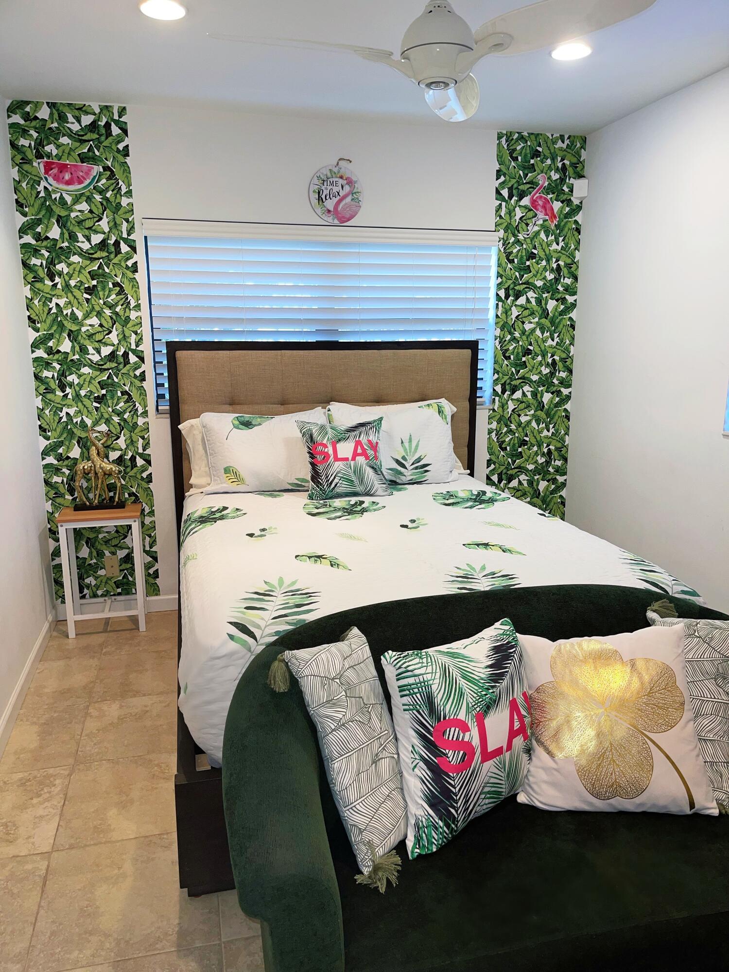 916 W Drew, Lantana FL 33462