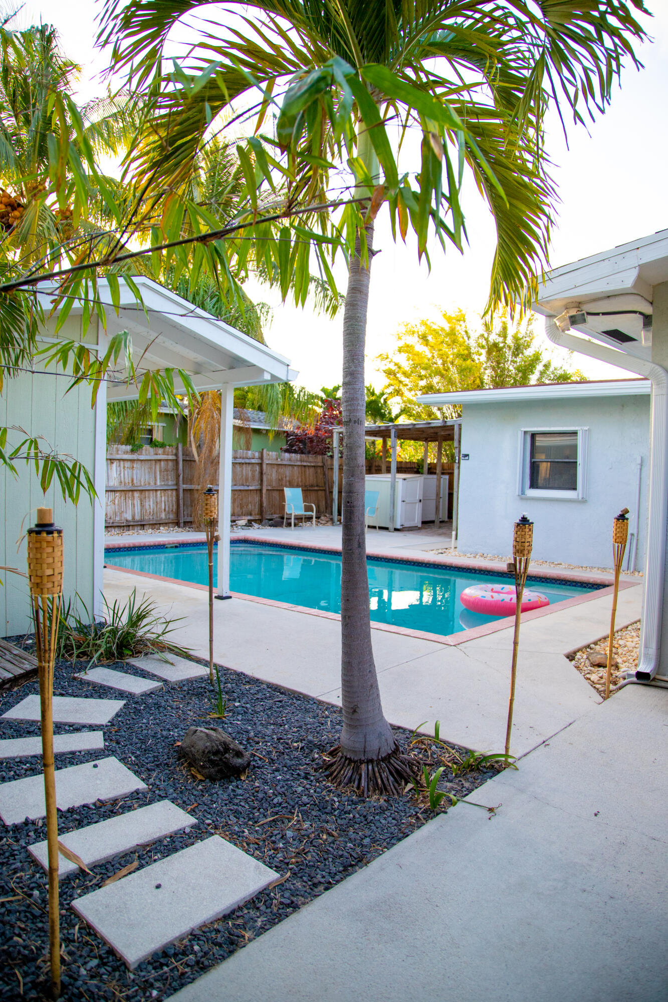 916 W Drew, Lantana FL 33462