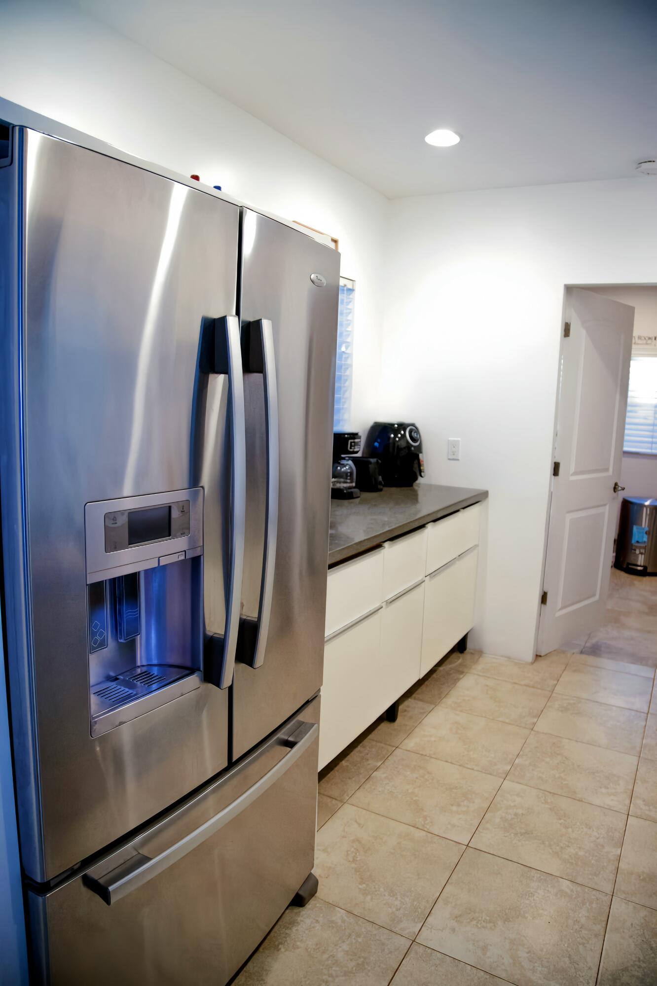 916 W Drew, Lantana FL 33462
