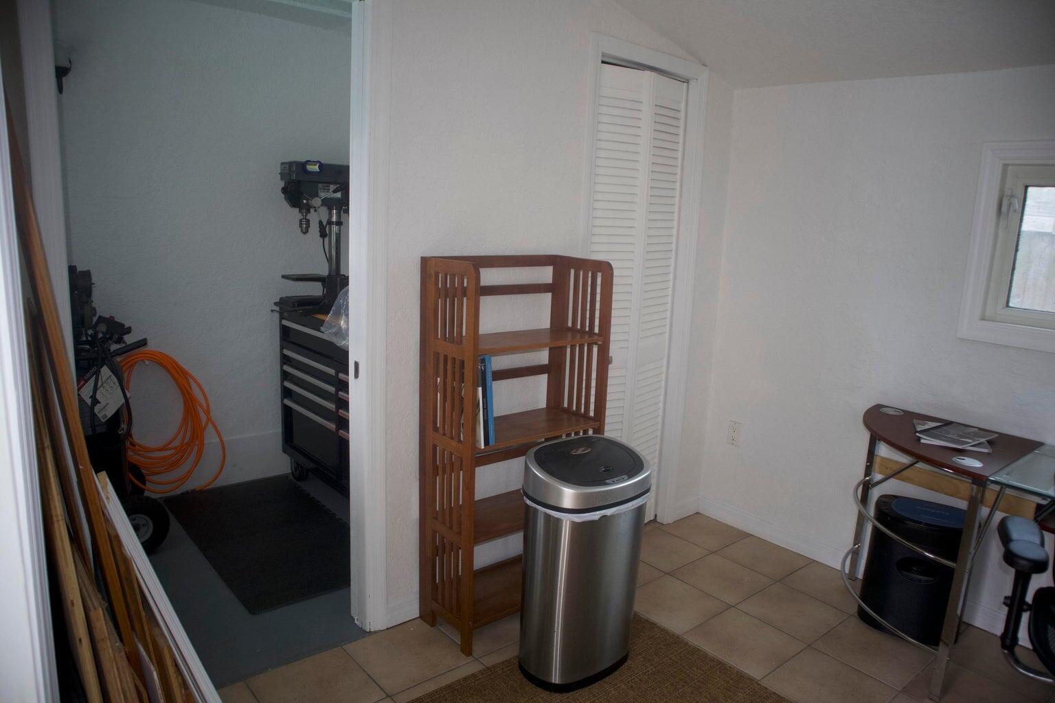 916 W Drew, Lantana FL 33462