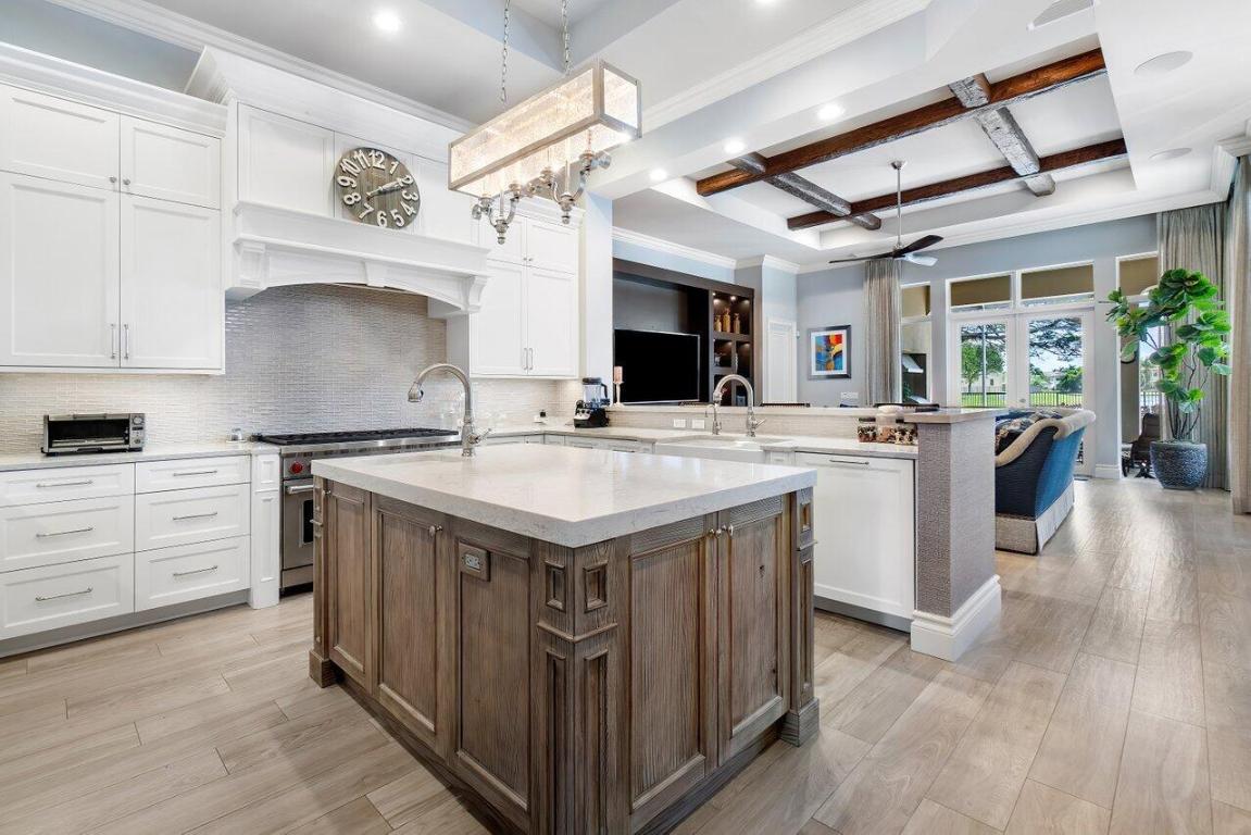 17526 Grand Este, Boca Raton FL 33496