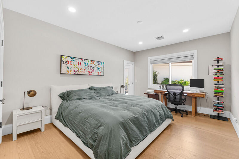 21213 Harrow, Boca Raton FL 33433