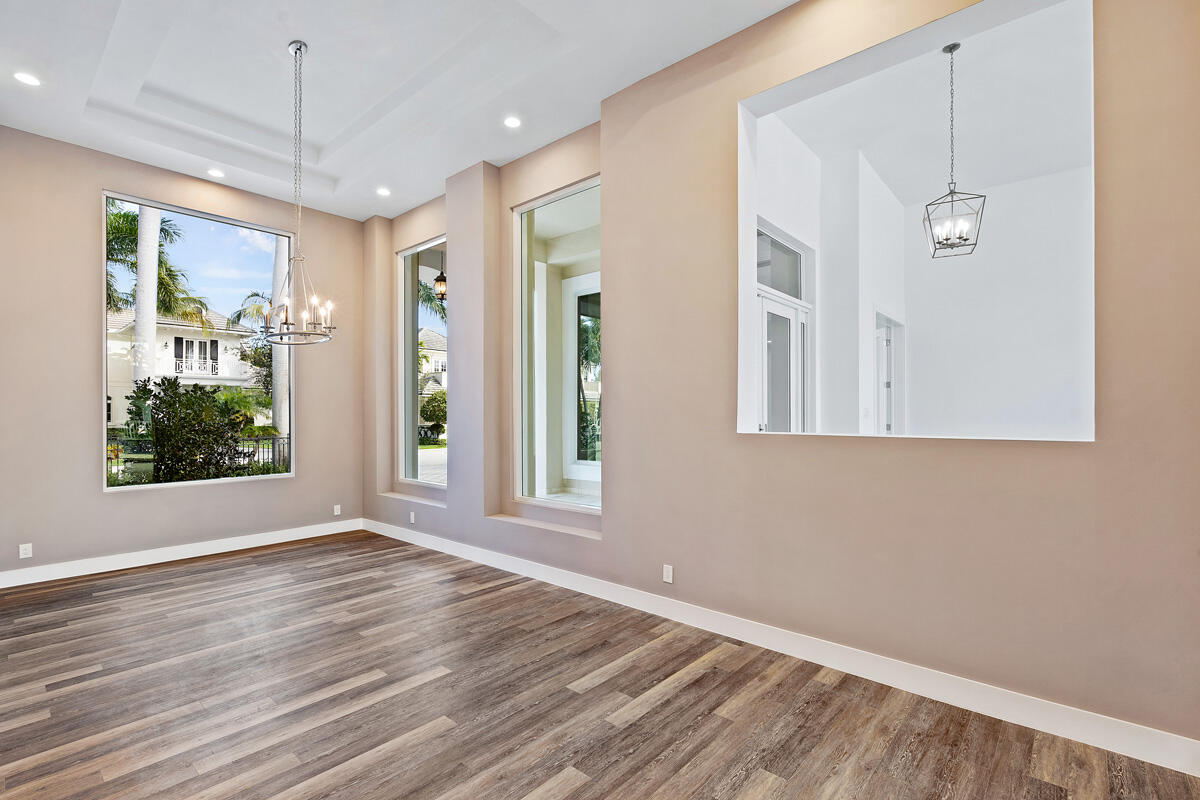 533 E Alexander Palm, Boca Raton FL 33432