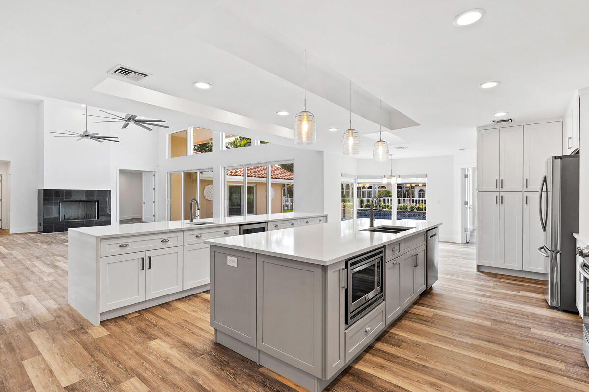 533 E Alexander Palm, Boca Raton FL 33432