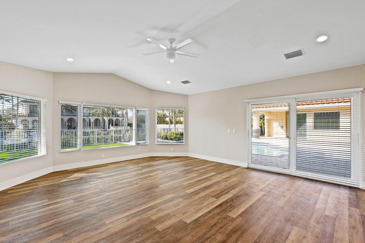 533 E Alexander Palm, Boca Raton FL 33432