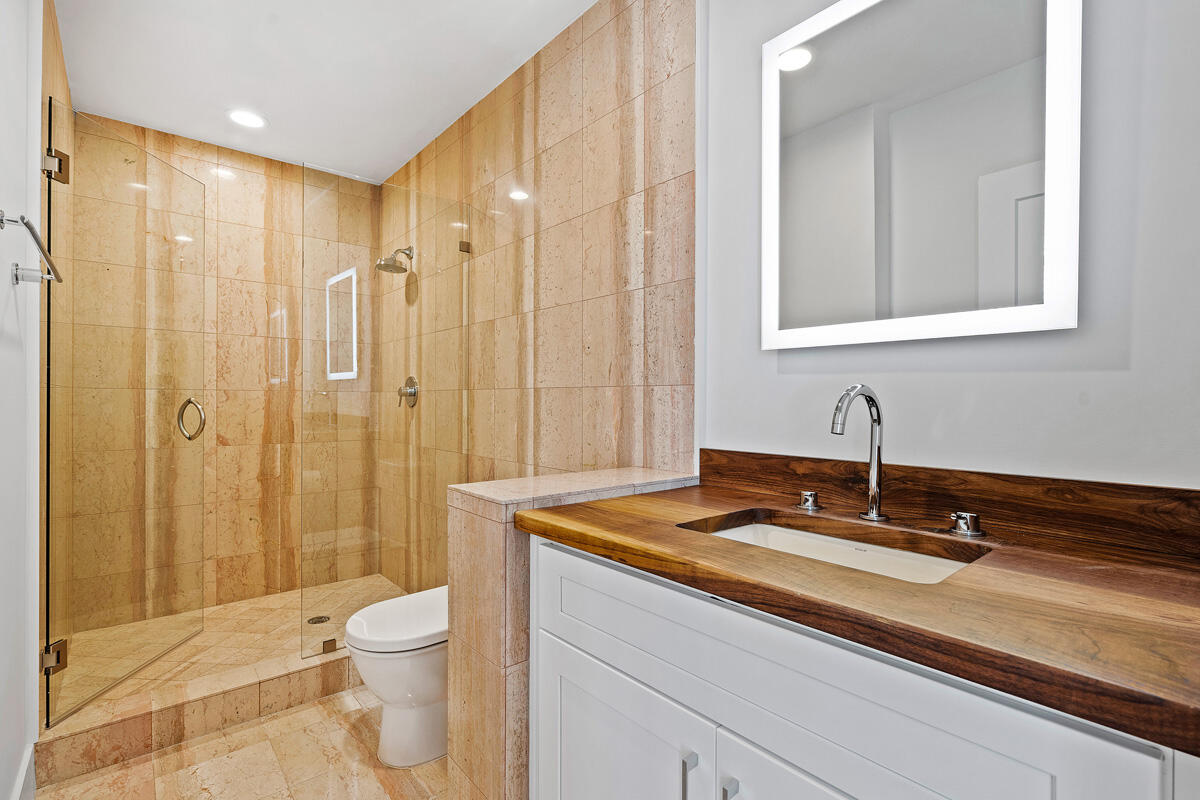 533 E Alexander Palm, Boca Raton FL 33432