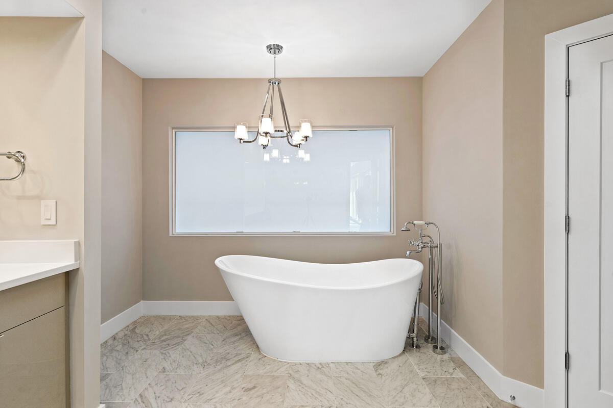 533 E Alexander Palm, Boca Raton FL 33432