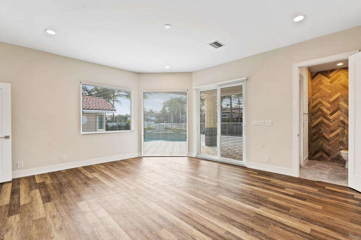 533 E Alexander Palm, Boca Raton FL 33432
