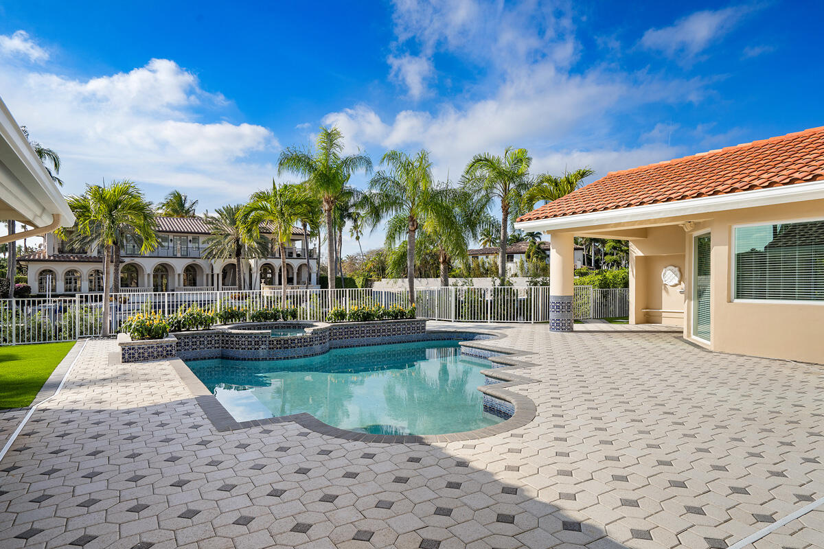 533 E Alexander Palm, Boca Raton FL 33432