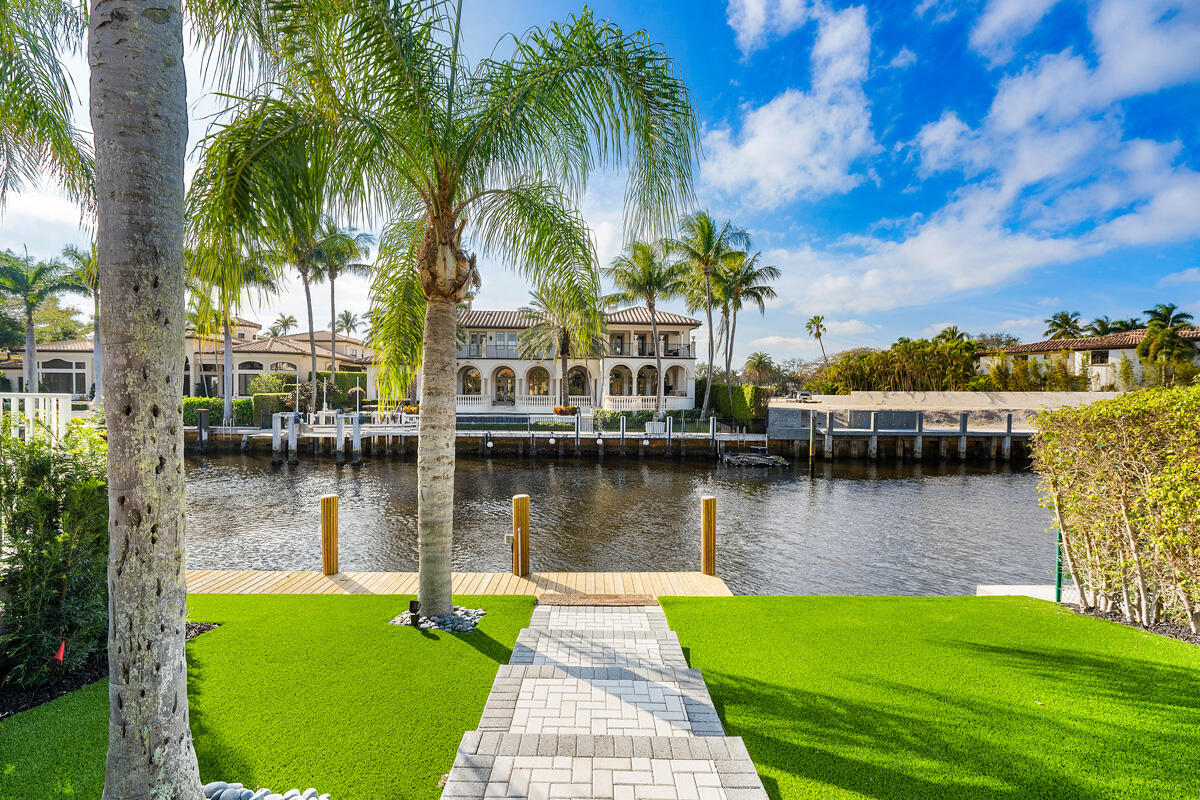 533 E Alexander Palm, Boca Raton FL 33432