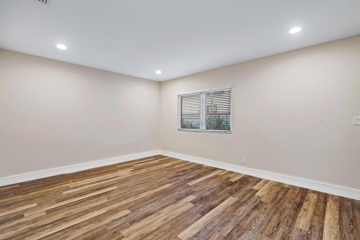 533 E Alexander Palm, Boca Raton FL 33432