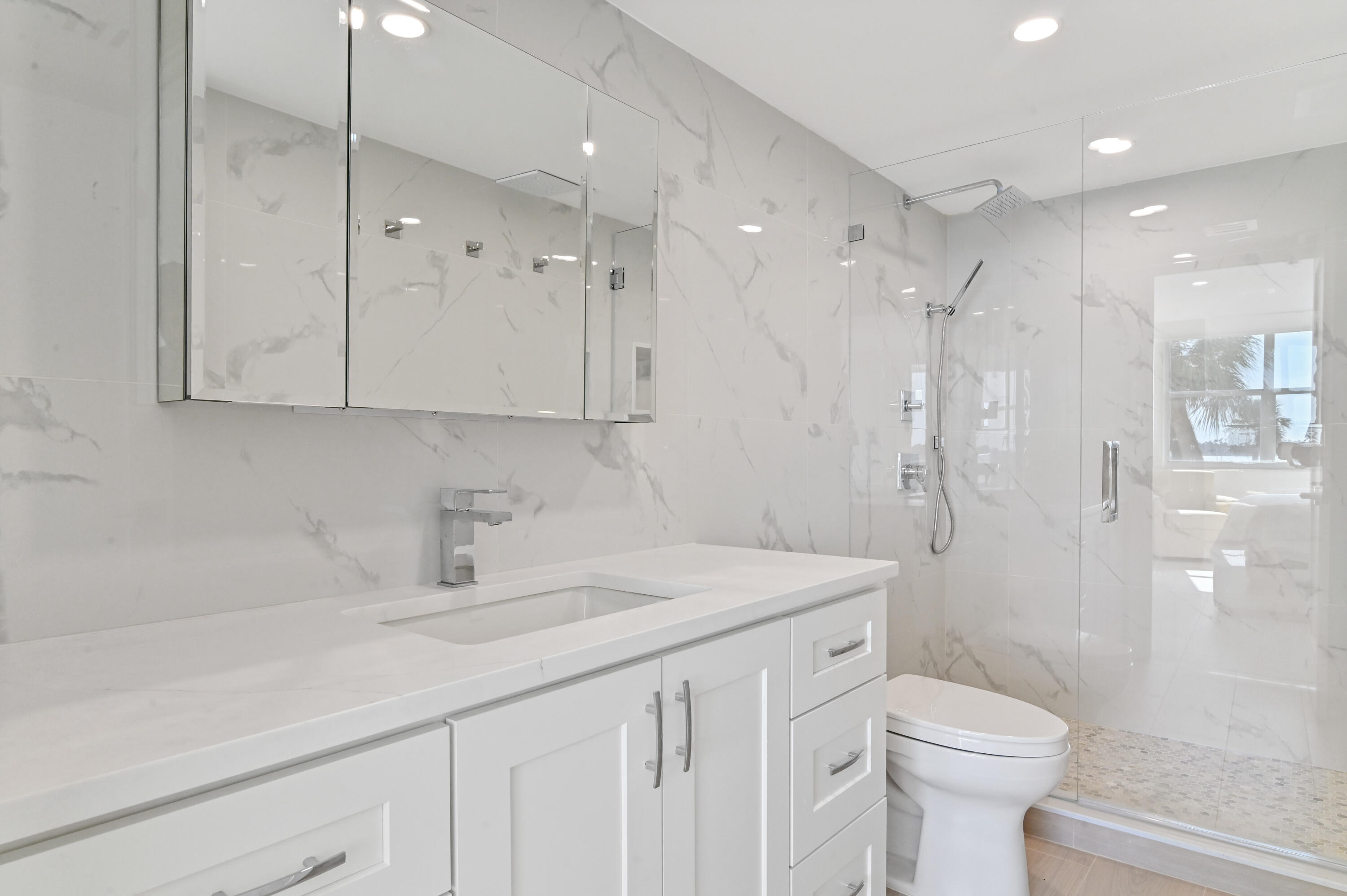 2600 N Flagler #210, West Palm Beach FL 33407
