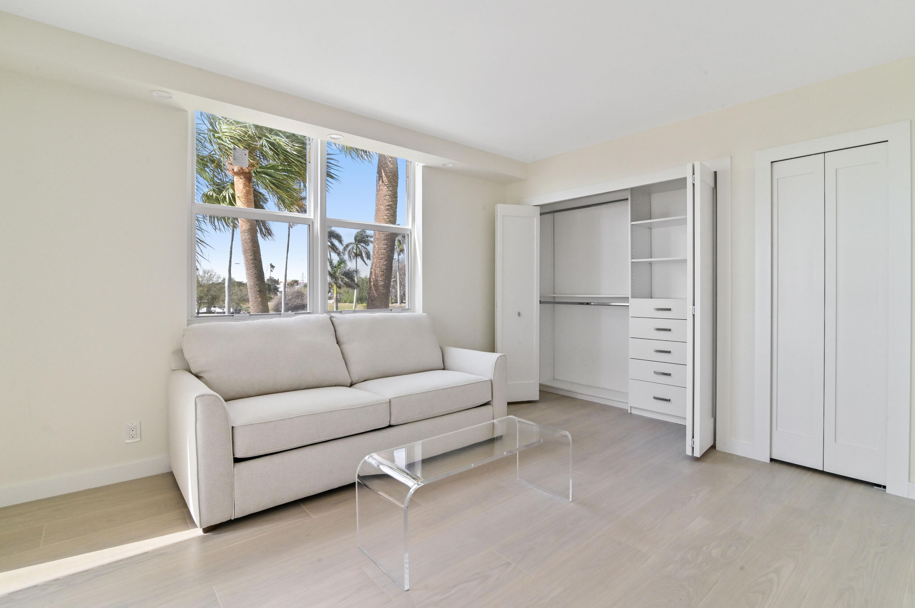 2600 N Flagler #210, West Palm Beach FL 33407